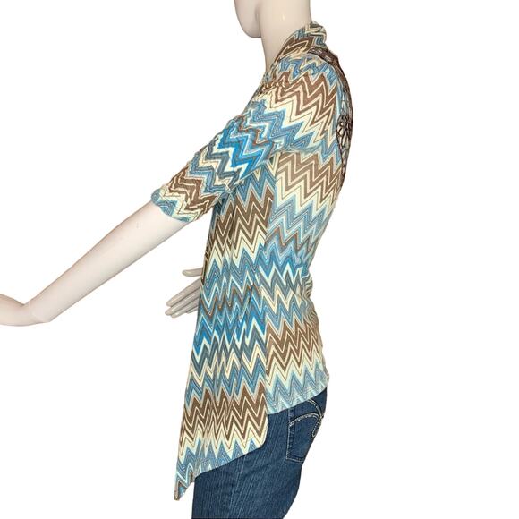 Almost Famous Crochet on Back 3/4 Sleeve Size S - Picture 2 of 8